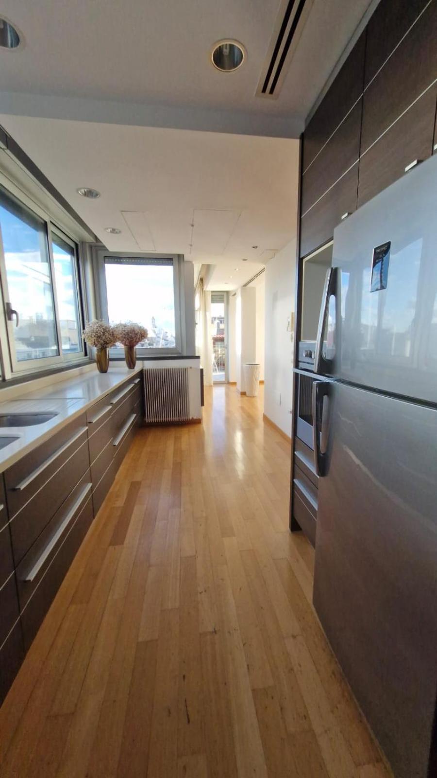 Apartamento Attico Reale - In Centro, Tra Stazione E Bari Vecchia Exterior foto